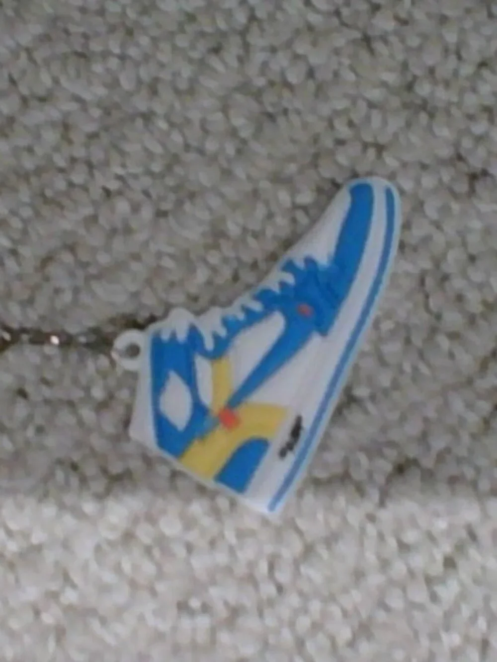 sneaker keychain